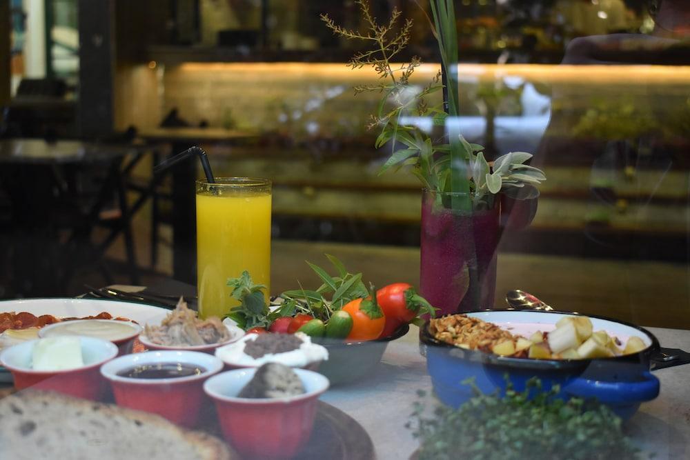 Hotel Master Mazeh à Tel-Aviv Extérieur photo